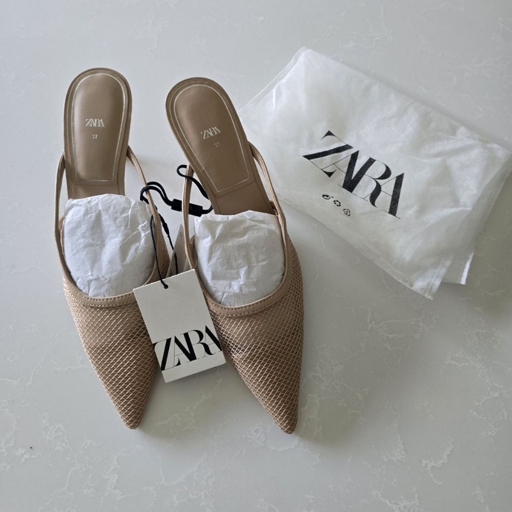 Zara heels brand new never worn beige